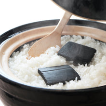 画像をギャラリービューアに読み込む, 美味しいご飯が炊ける Bamboo Charcoal PLATE 12 (炊飯用竹炭プレート12枚)|LA LESSIVE AU BAMBOU(ラレシーブオーバンブー)
