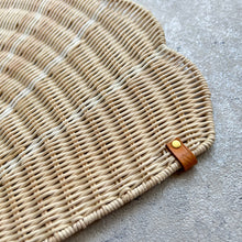 画像をギャラリービューアに読み込む, Shell Motif Rattan Placemat|Rim(リム)