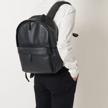 画像をギャラリービューアに読み込む, 【雑誌掲載商品】防水レザー デイパックM|leather laboratory( レザーラボラトリー)