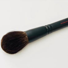 画像をギャラリービューアに読み込む, 極上灰リスパウダーブラシ|筆匠 仿古堂(ホウコドウ)