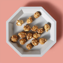 画像をギャラリービューアに読み込む, ピーナッツキャラメルポップコーン(スタンドパック)|TSUKIGASE(ツキガセ)