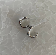 画像をギャラリービューアに読み込む, ブラックハートピアス|Novedad.(ノベダ)