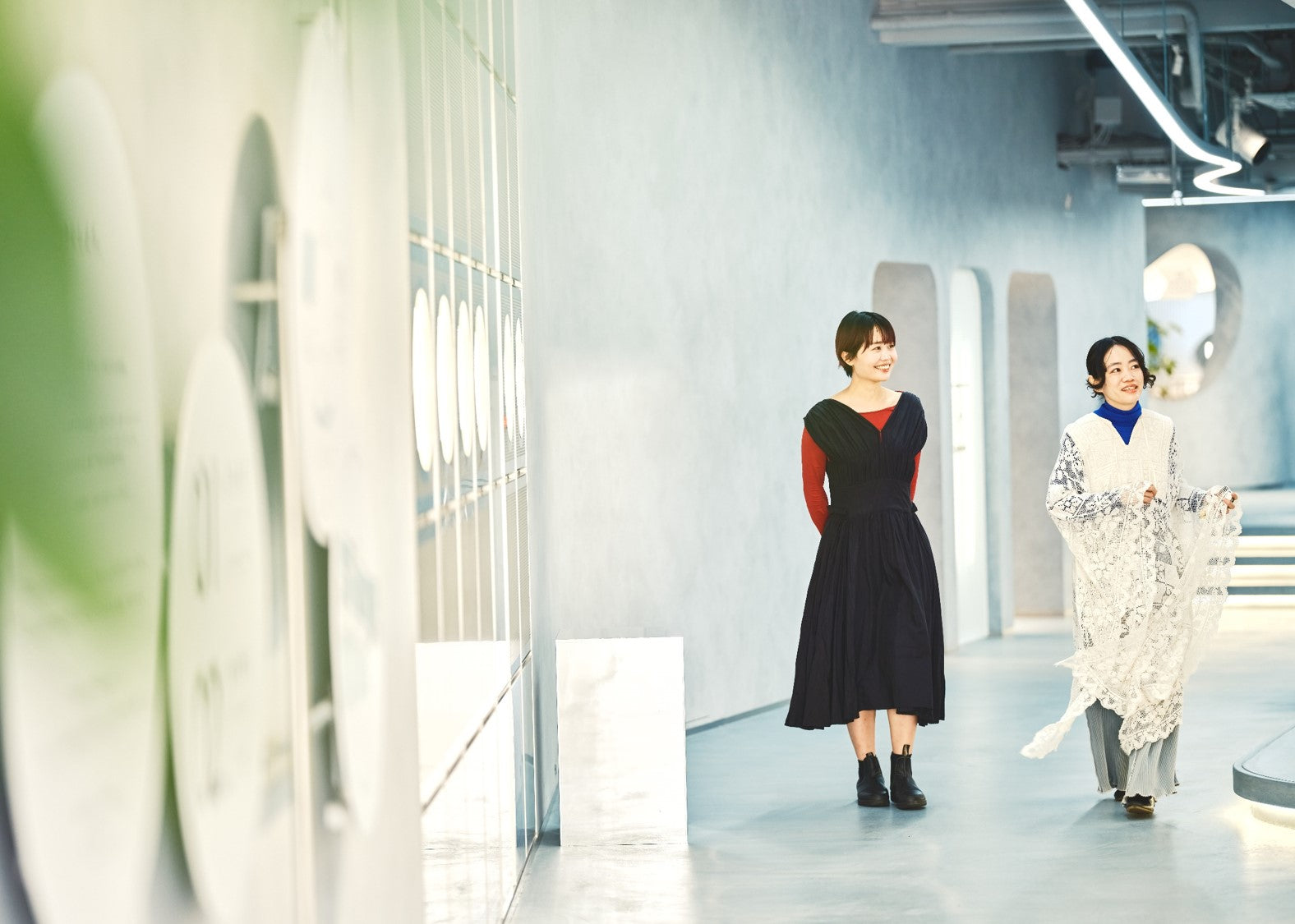 【Interview】対話が少なくなった時代に「日常を祝福する」ギフトの素晴らしさ / me and you 竹中万季＆野村由芽のサムネイル