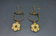 画像をギャラリービューアに読み込む, 猫耳カットと花モチーフピアス｜mimine（ミミンヌ）
