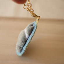 画像をギャラリービューアに読み込む, 和み猫のバッグチャーム　長毛グレー｜Little Plum（リトルプラム）
