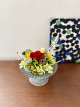 画像をギャラリービューアに読み込む, アンティーク器のアレンジ｜ふぁん natural  florist（ファン　ナチュラル　フローリスト）
