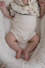 画像をギャラリービューアに読み込む, 【Milky cream】 -Ruffly cotton rompers｜Bébémoose （ベベムース）
