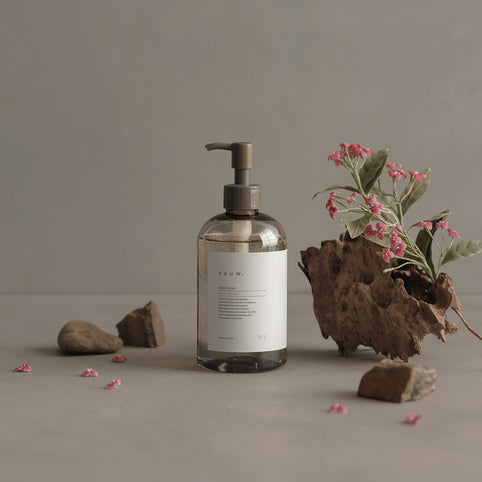 suuw. N°5 SANDALWOOD ハンドソープ｜suuw.（スゥドット）