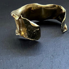 画像をギャラリービューアに読み込む, PROTECT YOU. SMOOTH SNAKESKIN BANGLE/brass(50)｜Truph.BIJOUX（トリュフビジュー）
