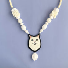 画像をギャラリービューアに読み込む, モフモフ毛並みのネコ・ロキの首飾り｜maltamarie（マルタマリエ）
