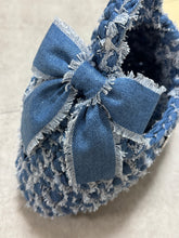 画像をギャラリービューアに読み込む, triangle denim fringe ribbon bag  large /  light blue｜GONGON.crochet（ゴンゴンクロシェ）
