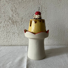 画像をギャラリービューアに読み込む, 陶器のプリン印鑑入れ｜とうげい hanaga（トウゲイ　ハナガ）
