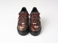 画像をギャラリービューアに読み込む, 西陣織×本革スニーカー　露芝雪輪文様｜KAVKIMONO（カブキモノ）

