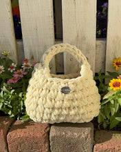 画像をギャラリービューアに読み込む, velvet ribbon bag [ butter yellow ] small/medium/large｜GONGON.crochet（ゴンゴンクロシェ）
