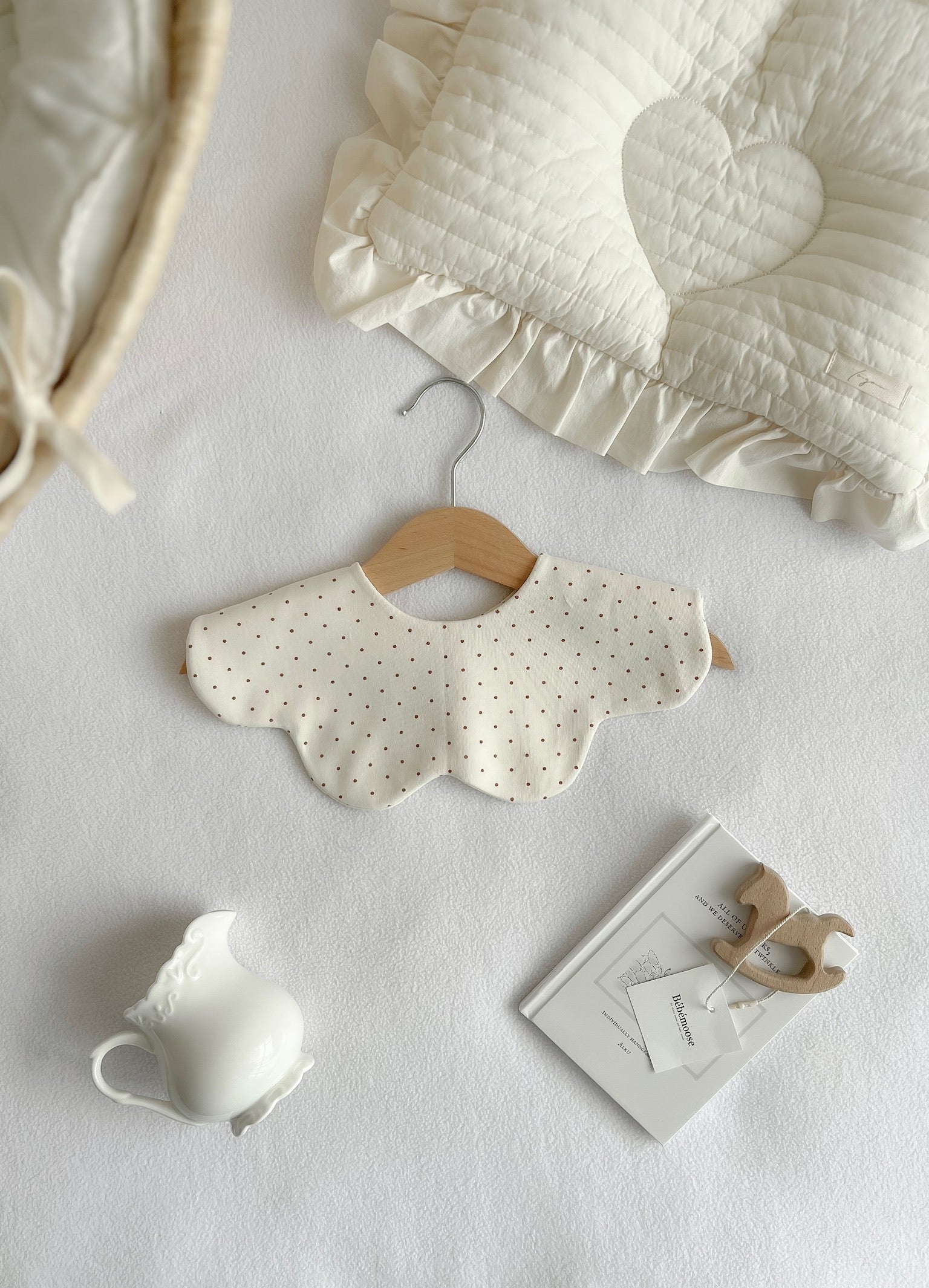 【Red velvet pops】 -Sugar pop bibs｜Bébémoose （ベベムース）