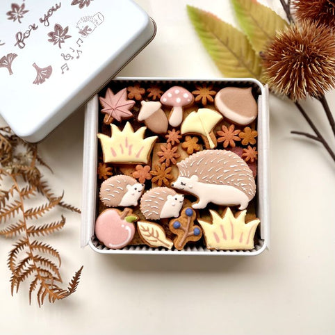 お菓子工房ブランシュネイジュ 無添加アイシングの秋のクッキー缶｜お菓子工房ブランシュネイジュ（オカシコウボウブランシュネイジュ）