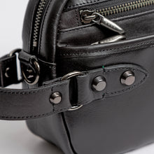 画像をギャラリービューアに読み込む, Tajima Cowhide　2Wayポーチ｜D.L.P.（ディーエルピー）
