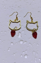 画像をギャラリービューアに読み込む, 猫耳カットといちごのピアス｜mimine（ミミンヌ）
