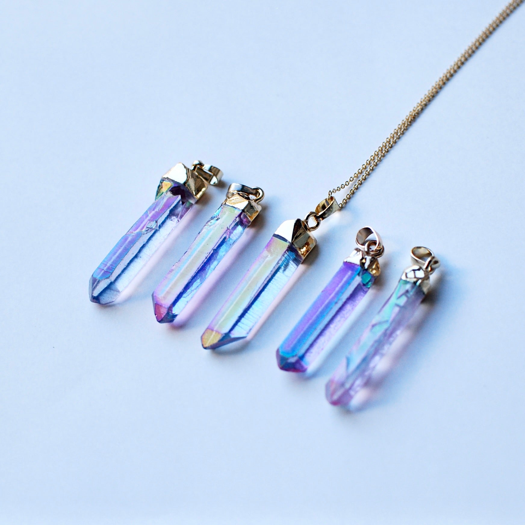 あの日の｜オーロラ水晶ネックレス｜Une（ウーネ） – CHOOSEBASE