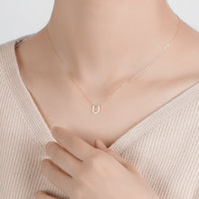 画像をギャラリービューアに読み込む, ホースシュー ダイヤモンド ネックレス Medium / b0370da｜malvaceae（マルヴェセア）
