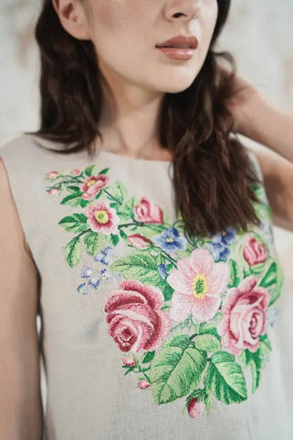 Ukrainian Embroidery Wear ”Mavka” 刺繍入りトップ｜Ukrainian Embroidery Wear ”Mavka”（ウクライナシシュウノアパレル　マウカ）