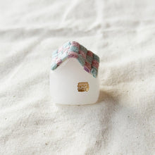 画像をギャラリービューアに読み込む, おかえり｜ガラスと草木染め刺繍の小さなオブジェ｜misaki kotori glass and thread（ミサキコトリグラスアンドスレッド）
