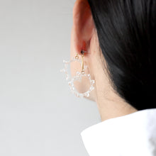 画像をギャラリービューアに読み込む, crown of baby&#39;s breath -mini double- (white/gold)（ピアス/イヤリング）｜FT2 works（エフティーツーワークス）｜FT2 works（エフティーツーワークス）
