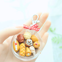 画像をギャラリービューアに読み込む, 小さなパン屋さん　キーホルダー｜minimaru（ミニマル）
