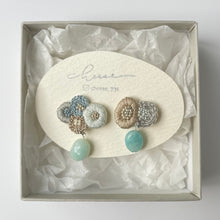 画像をギャラリービューアに読み込む, たゆたう輪郭をなぞる.刺繍ピアス.刺繍イヤリング｜cheese（チーズ）
