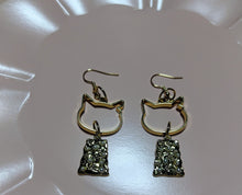 画像をギャラリービューアに読み込む, 猫耳カットとパール＆ゴールドのピアス｜mimine（ミミンヌ）
