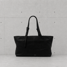 画像をギャラリービューアに読み込む, Wide Tote / Pure Black｜MahL（マール）
