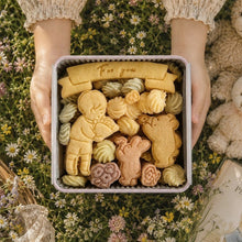 画像をギャラリービューアに読み込む, クッキー缶/きみと季節のとなりに「花束」｜Patisserieシュシュ（パティスリーシュシュ）
