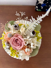画像をギャラリービューアに読み込む, アンティーク器のアレンジ　｜ふぁん natural  florist（ファン　ナチュラル　フローリスト）
