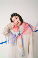 画像をギャラリービューアに読み込む, '極細コットン播州織ストール　Mサイズ　col:コーラル(CRL)｜POLS（ポルス）｜POLS（ポルス）
