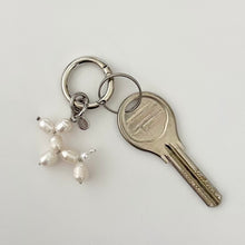 画像をギャラリービューアに読み込む, Pearl Dog Keyring｜wia（ウィア）
