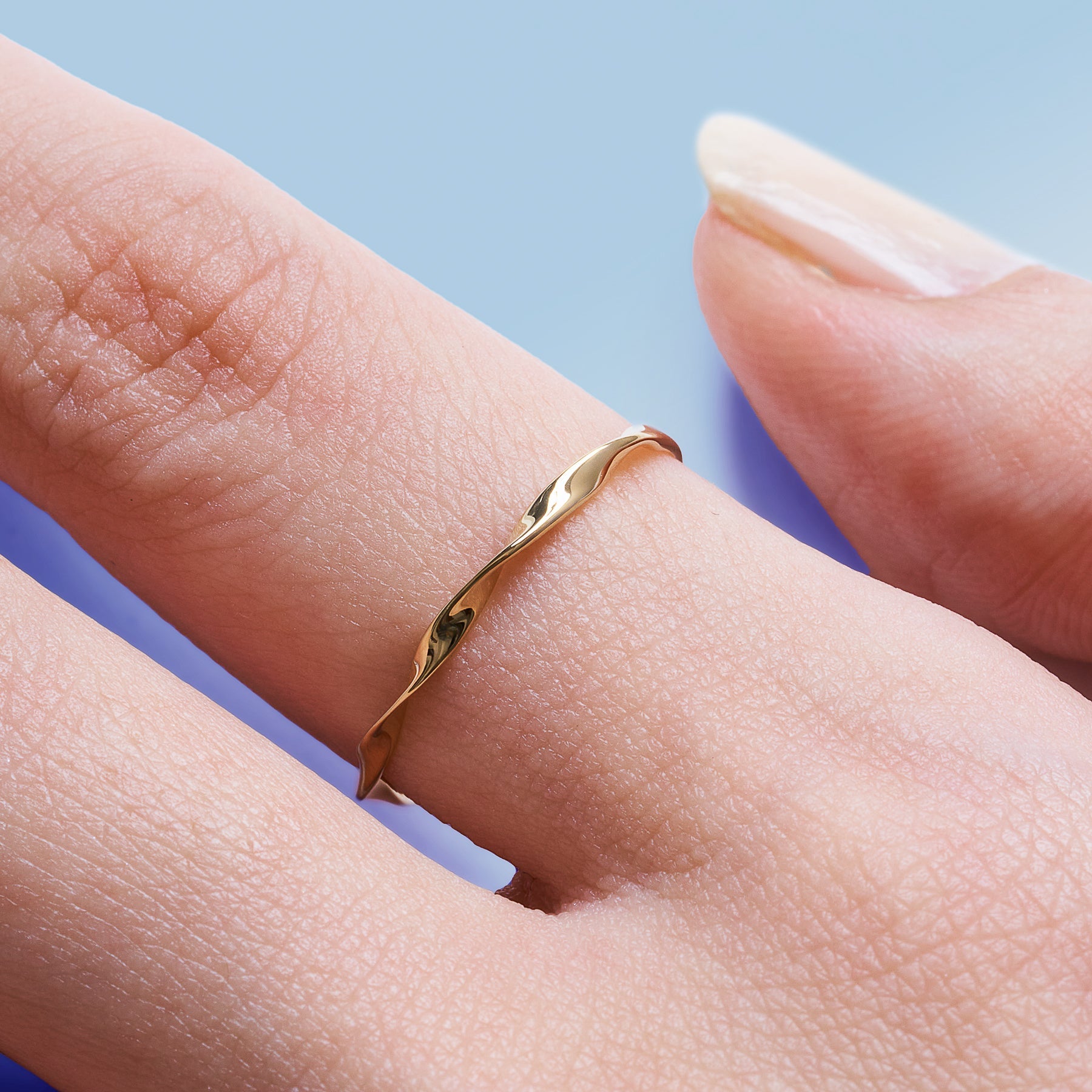 K18 Wave Twisted Ring＿極細ツイストリング｜Fujikoshi Jewelry