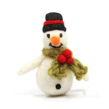 画像をギャラリービューアに読み込む, 【Amica】Mini Snowman with Holly Scarf｜CHUPETERIA（チュペテリア）
