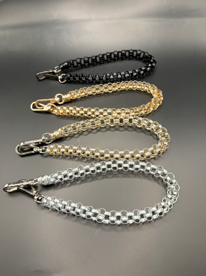 Jewel Hug – CHOOSEBASE SHIBUYA
