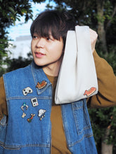 画像をギャラリービューアに読み込む, 刺繍ブローチ / lazy day No.1｜studio bansoko（スタジオバンソウコウ）
