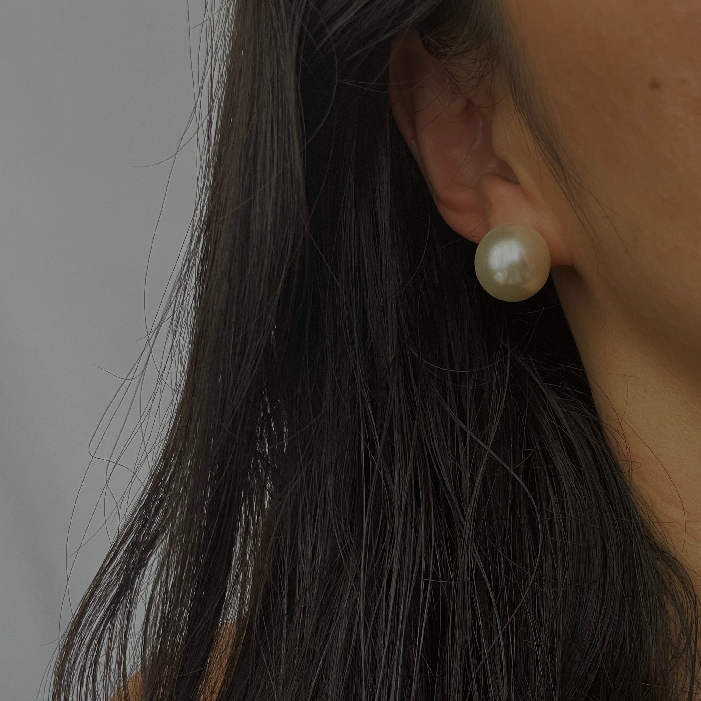 Double Pearl Earrings｜UNIDRE（ユニドレ）