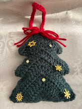 画像をギャラリービューアに読み込む, ちょっと大きめいろいろグリーンクリスマスツリー　｜M&#39;S  CROCHET（エムズクロシェット）
