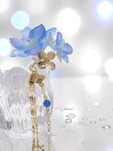 画像をギャラリービューアに読み込む, 天然石と透けるデルフィニウムの涼やか花かんざし(青メノウ・白メノウ)｜ハピネスウェーブ

