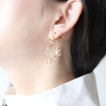 画像をギャラリービューアに読み込む, crown of baby's breath -mini single- (white/gold)（ピアス/イヤリング）｜FT2 works（エフティーツーワークス）
