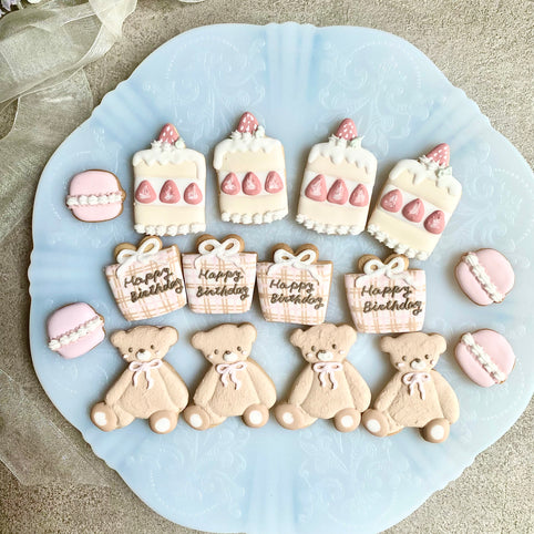 sumirecookies バースデークッキーセット　くまちゃんとスイーツ｜sumirecookies（スミレクッキーズ）