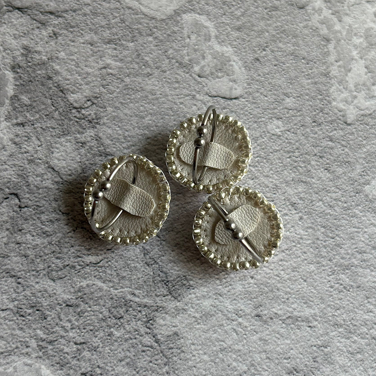 雨空リング》ビーズ刺繍 指輪 全3種｜mizuki（ミズキ） – CHOOSEBASE