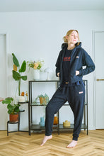 画像をギャラリービューアに読み込む, 両面パイルジョガーパンツネイビー｜mucava（ムカバ）
