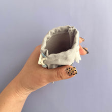 画像をギャラリービューアに読み込む, モフモフ毛並みのネコ・ロキの首飾り｜maltamarie（マルタマリエ）
