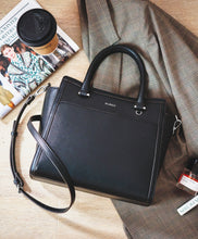 画像をギャラリービューアに読み込む, フラップバッグ（black）｜MARSLY（マーズリー）
