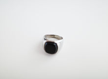 画像をギャラリービューアに読み込む, NaturalStone &quot;Onyx&quot; Stainless Signet Ring｜F JewelryProducts（エフジュエリープロダクツ）
