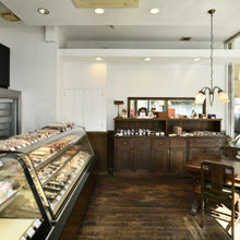 画像をギャラリービューアに読み込む, バニラシュガーパイ8枚入り｜アントワーヌ・カレーム
